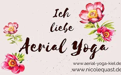 Ich liebe Aerial Yoga